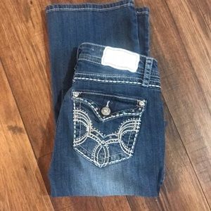 EUC Shyanne Jeweled jeans size 30 ❤️